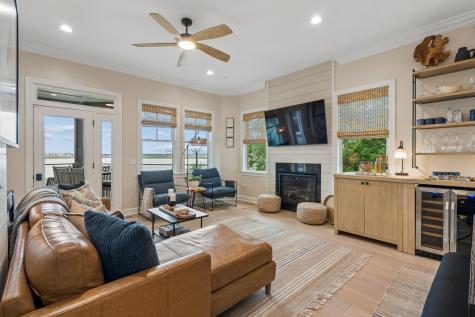 945 Cove Bay Lane Mount Pleasant SC 29464
