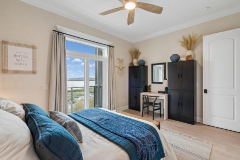 945 Cove Bay Lane Mount Pleasant SC 29464