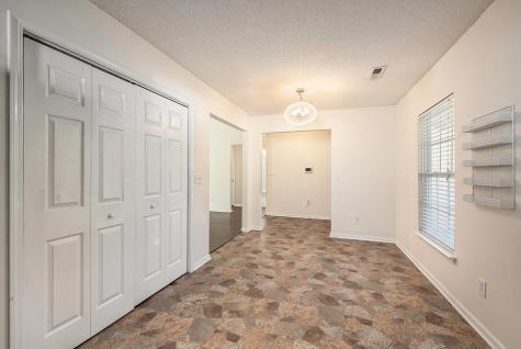5027 Thornton Drive Summerville SC 29485