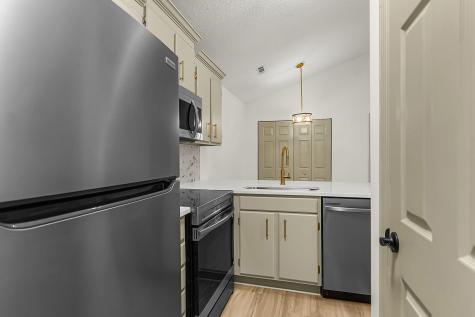 188 Midland Parkway Summerville SC 29485