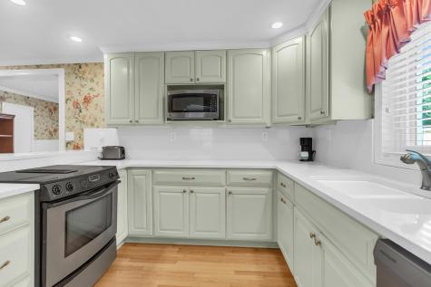 2078 Saint James Drive Charleston SC 29412