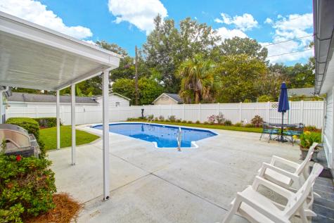 2078 Saint James Drive Charleston SC 29412