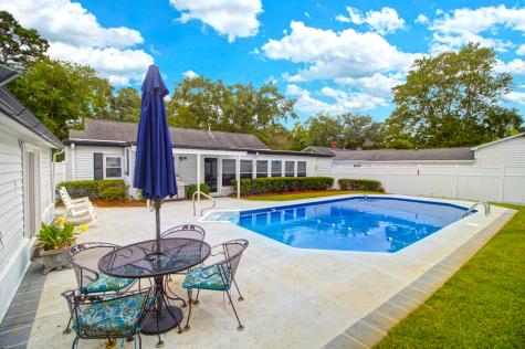 2078 Saint James Drive Charleston SC 29412
