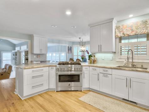 102 Castle Harbor Drive Summerville SC 29483