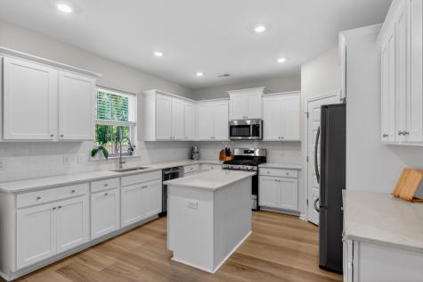 244 Red Bluff Street Summerville SC 29483