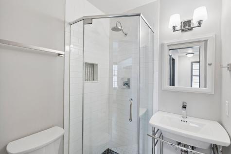 102 Beaufain Street Charleston SC 29401