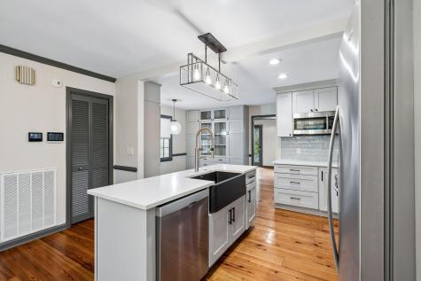 102 Beaufain Street Charleston SC 29401
