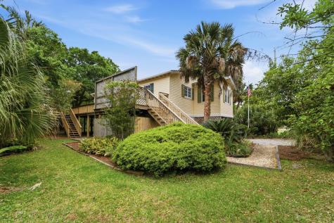 215 W Hudson Avenue Folly Beach SC 29439