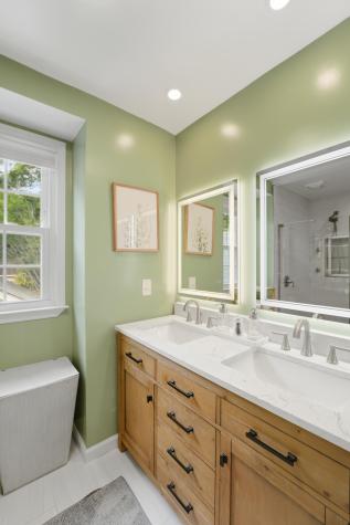 689 Ayers Drive Charleston SC 29412
