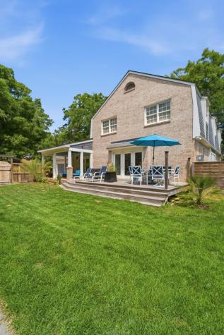 689 Ayers Drive Charleston SC 29412