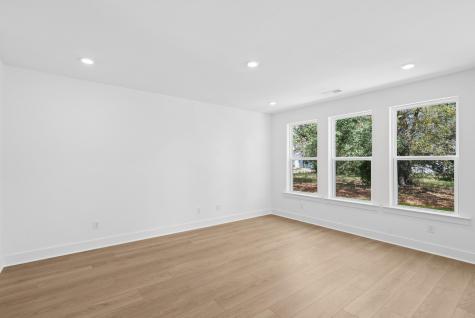 5358 Elder Avenue North Charleston SC 29406