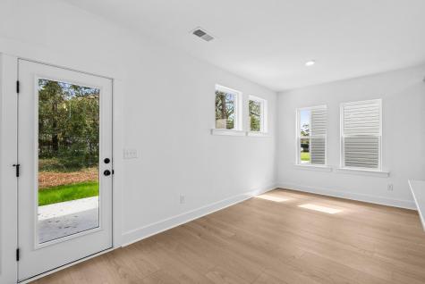 5358 Elder Avenue North Charleston SC 29406
