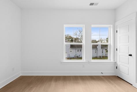 5358 Elder Avenue North Charleston SC 29406