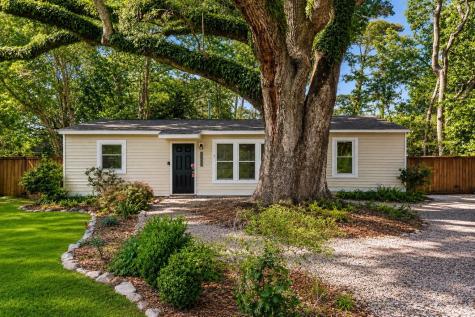 1722 W Robinhood Drive Charleston SC 29407