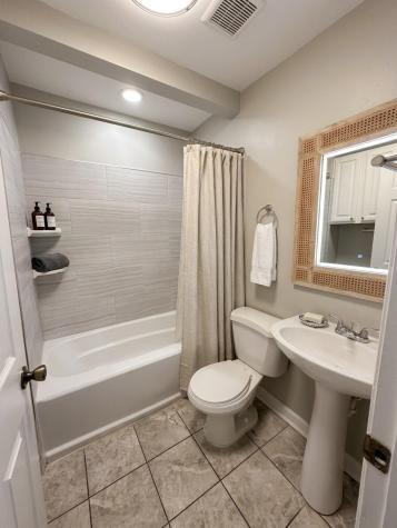 1722 W Robinhood Drive Charleston SC 29407