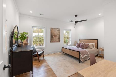 733 Atlantic Street Mount Pleasant SC 29464