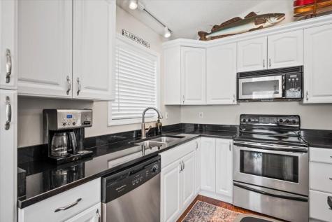 363 Legend Court Santee SC 29142