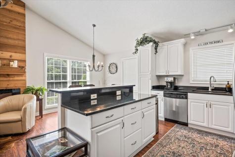 363 Legend Court Santee SC 29142