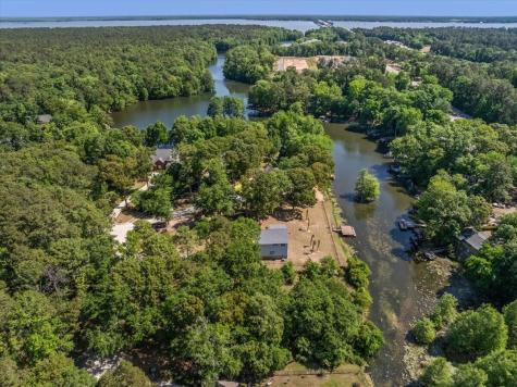 363 Legend Court Santee SC 29142
