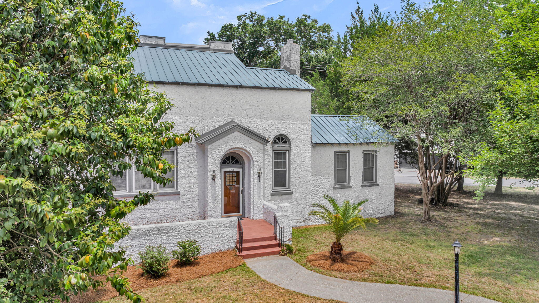 2062 Wappoo Drive Charleston SC 29412