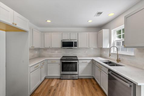 1344 Palm Cove Drive Charleston SC 29492