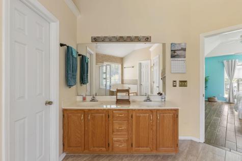 8527 Long Meadow Drive North Charleston SC 29420