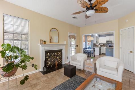 8527 Long Meadow Drive North Charleston SC 29420