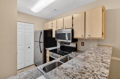 188 Midland Parkway Summerville SC 29485