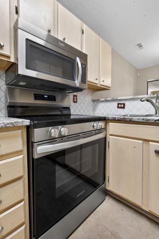 188 Midland Parkway Summerville SC 29485