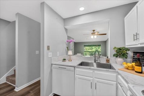 1530 Fort Johnson Road Charleston SC 29412