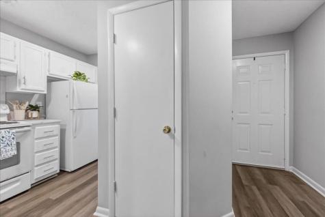 1530 Fort Johnson Road Charleston SC 29412