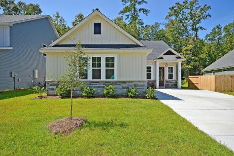 222 Creek Pointe Drive Moncks Corner SC 29461