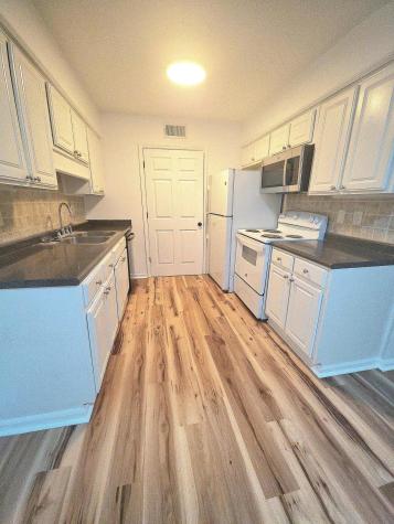 1402 Camp Road Charleston SC 29412