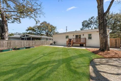 206 Freeman Street Mount Pleasant SC 29464