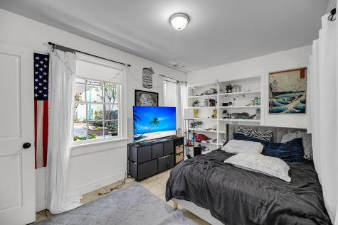 4 Bogard Street Charleston SC 29403