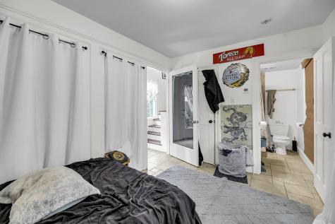 4 Bogard Street Charleston SC 29403