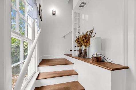 4 Bogard Street Charleston SC 29403