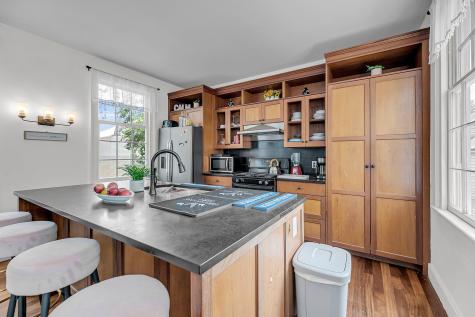 4 Bogard Street Charleston SC 29403