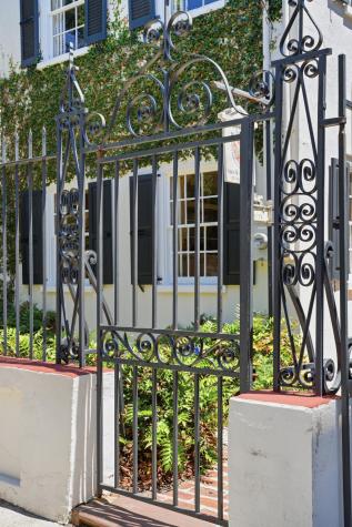 35 Wentworth Street Charleston SC 29401