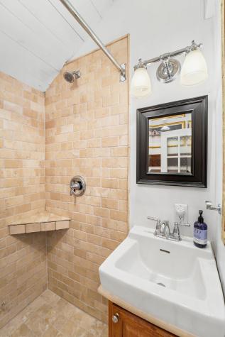 35 Wentworth Street Charleston SC 29401
