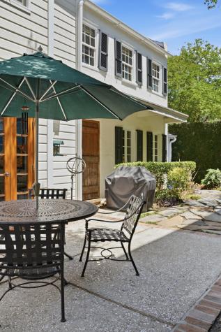 35 Wentworth Street Charleston SC 29401