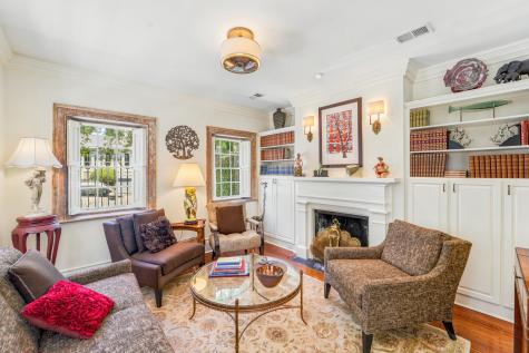 35 Wentworth Street Charleston SC 29401