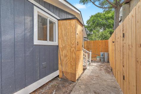 2055 Beech Avenue North Charleston SC 29405