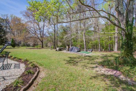 184 Columns Road Summerville SC 29483