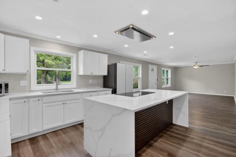 8805 Antler Drive North Charleston SC 29406