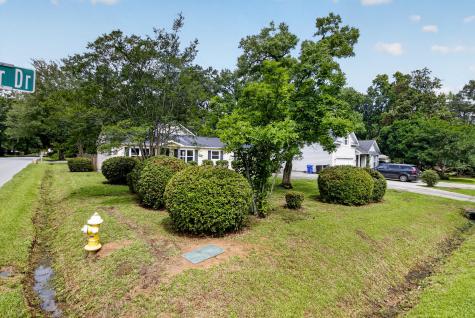 8805 Antler Drive North Charleston SC 29406