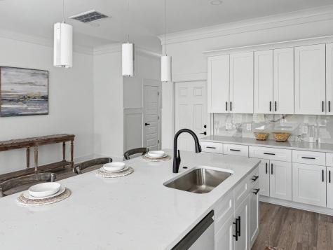 2047 Forest Avenue North Charleston SC 29405