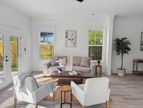 2047 Forest Avenue North Charleston SC 29405