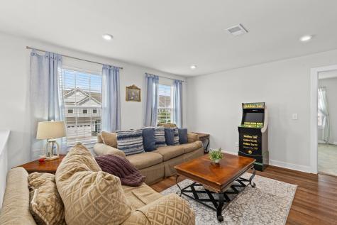 202 Lynx Lane Summerville SC 29483