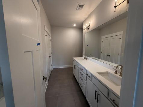 1964 Central Avenue Summerville SC 29483